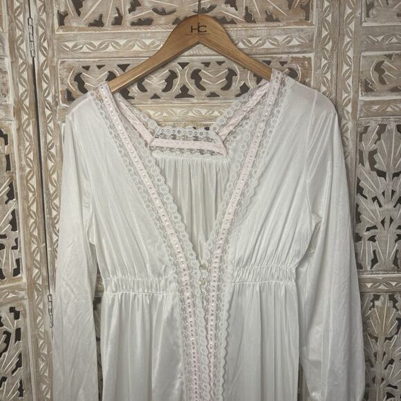 Vintage Dreamaway White Peignoir Movie Star Robe 2 Button Pink Lace Trim Nylon L - Picture 4 of 12